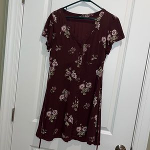 Abercrombie tie back flutter sleeve dress